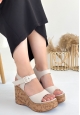 Riboy Bej Cilt Dolgu Topuk Sandalet